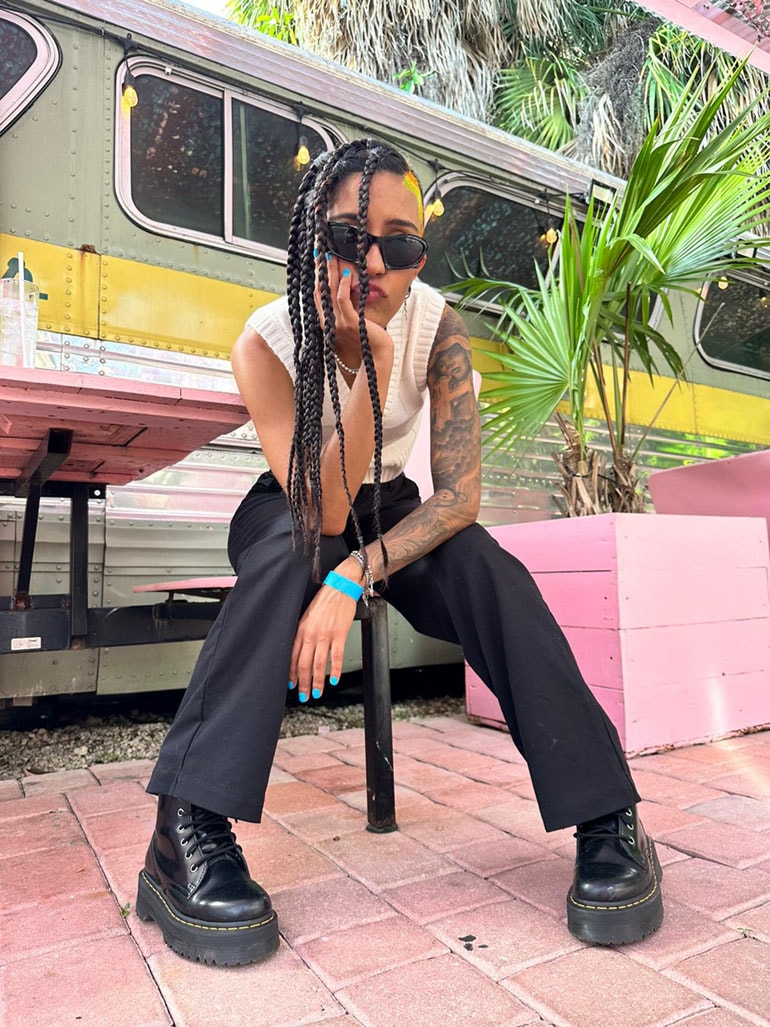 Money Clips with Ally and Nohemy | Ally